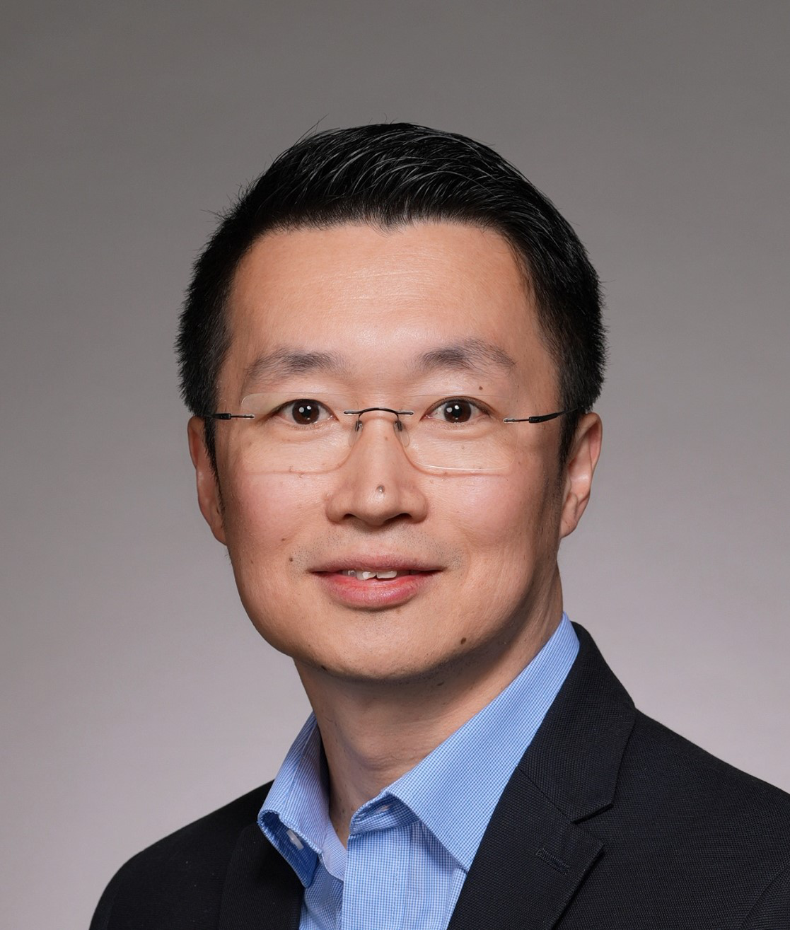 Kai Fat Frank Chow Headshot